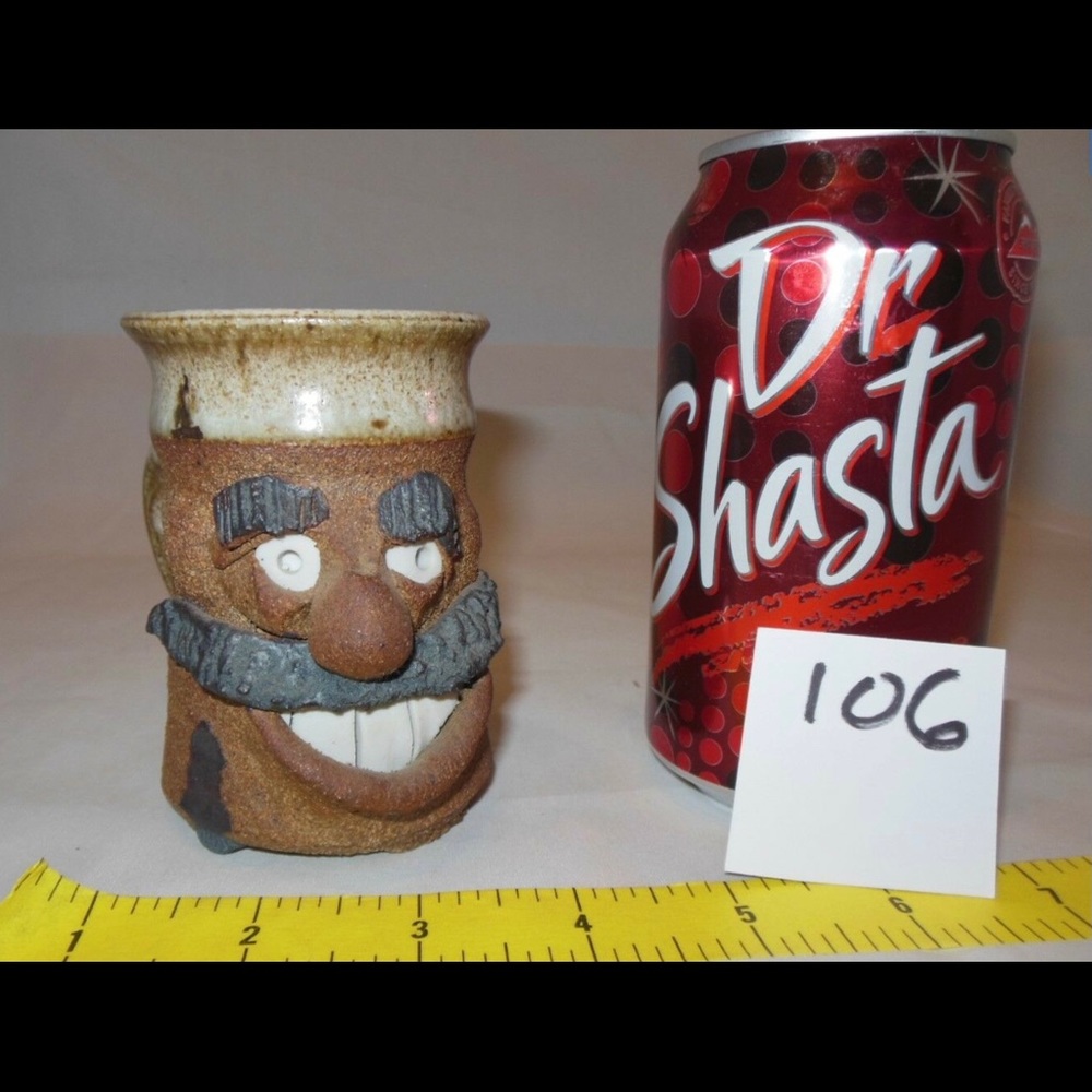 VINTAGE RARE STONEWARE POTTERY CLAY FUNNY FACE TALL MUG STEIN
